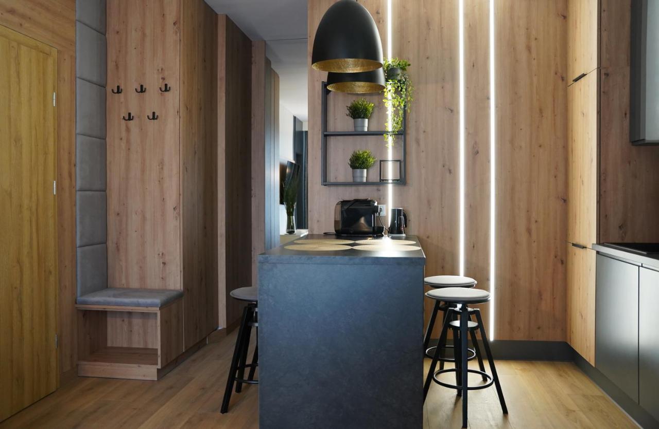 Apartamenty Metro Targowek 27 Варшава Екстериор снимка